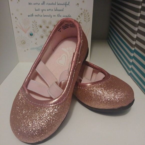 Other - Pink sparkley shoes